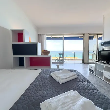Holiday On The Beach, Bnb Rickeys Rocabruna Exterior foto